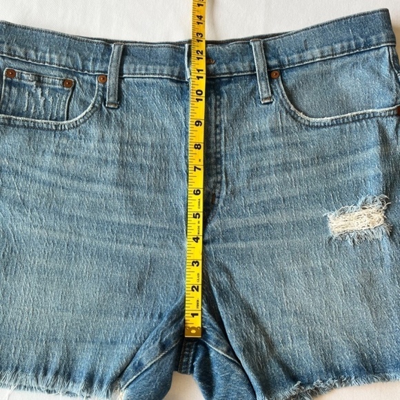 Madewell Cut-Off High Rise Jean Shorts sz 32 - Picture 6 of 9